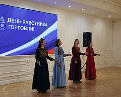 Преподаватели АГПК получили почетные награды за вклад в проведение конкурса "Лучший по профессии"